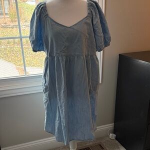 Old Navy Light Blue Puff Sleeve Midi Dress
